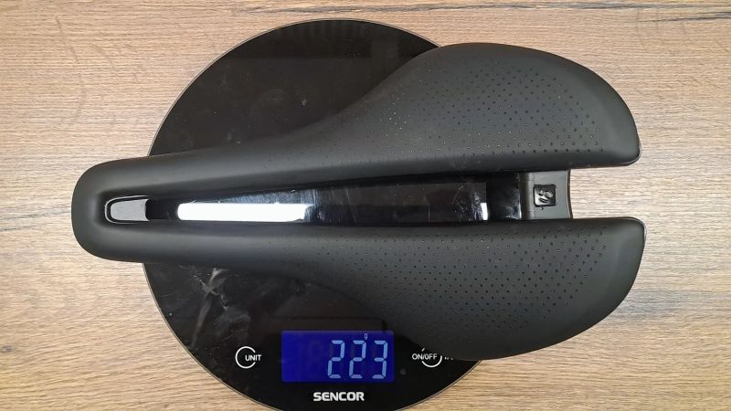 Sedlo Bontrager aeolus elite 2025