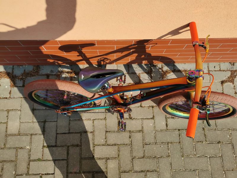 20" karbónové kolo – OIL SLICK / CANDY 