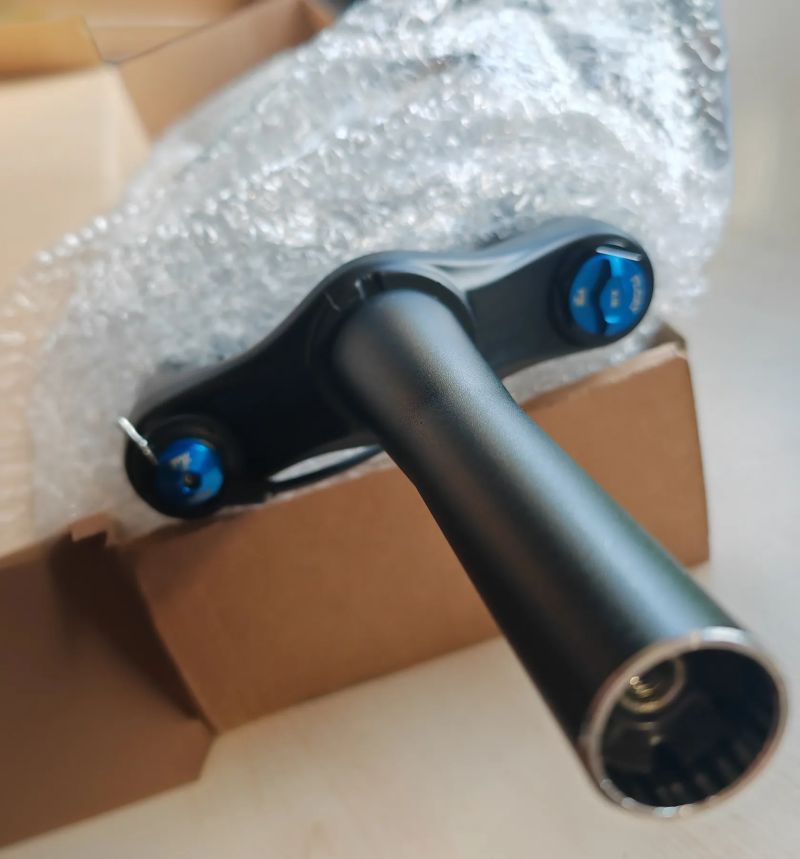 FOX 32 Float GRIP EVOL Rhythm S PÁČKOU