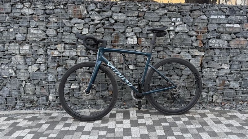 Specialized Tarmac SL8 Expert , vel. 56, rok 2025