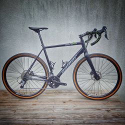 Author Aura XR4 2020