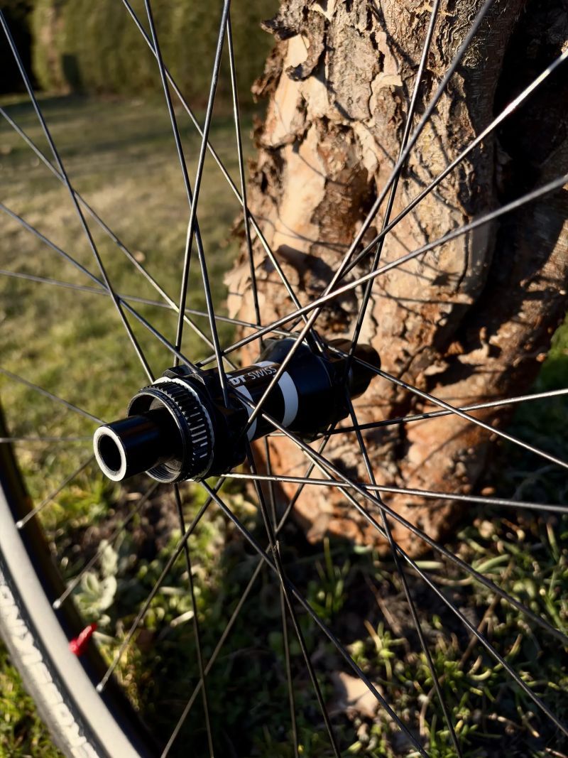 Zapletená Kola DT Swiss - DT 350 + XM401