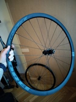 Lehké hliníkové výplety Fore 30 CRD Alu