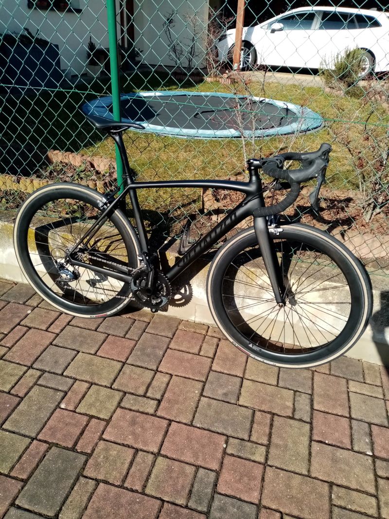 All Black Specialized Tarmac SL5 full Carbon, sada Shimano Ultegra 2x11sp., vel. 54 