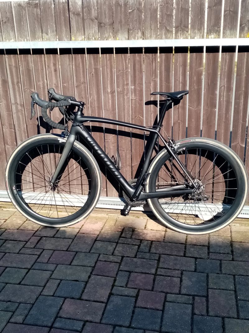 All Black Specialized Tarmac SL5 full Carbon, sada Shimano Ultegra 2x11sp., vel. 54 