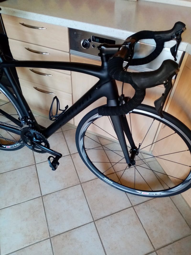 All Black Specialized Tarmac SL5 full Carbon, sada Shimano Ultegra 2x11sp., vel. 54 