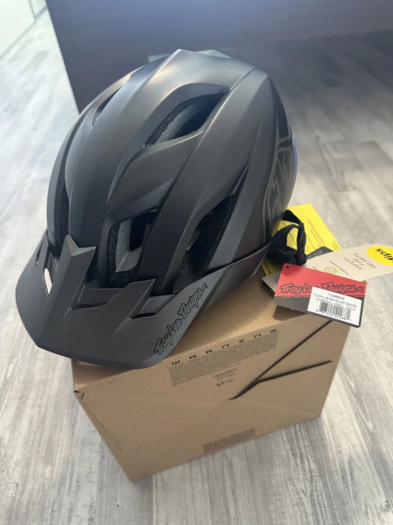 Troy Lee Designs flowline SE