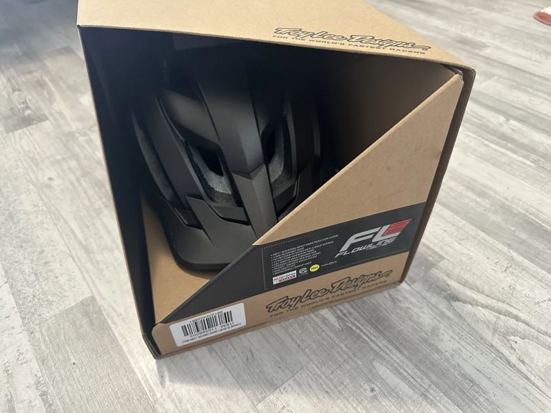 Troy Lee Designs flowline SE