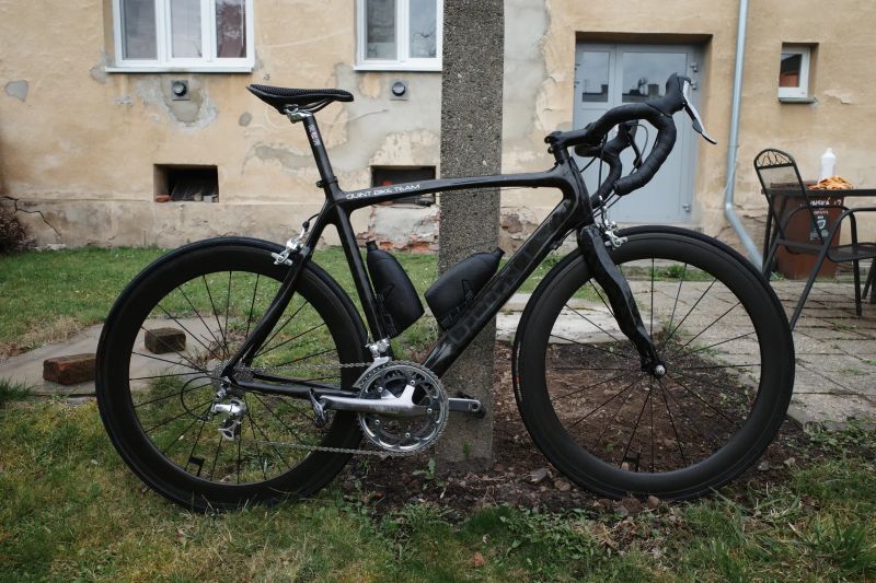 Karbonové silniční kolo Quintbike