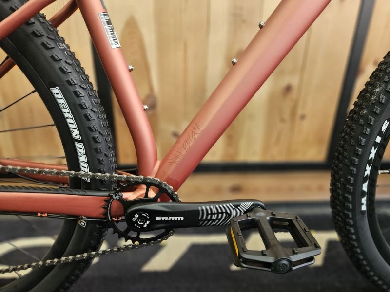 NOVÉ HORSKÉ KOLO SCOTT Contessa Scale 940- M