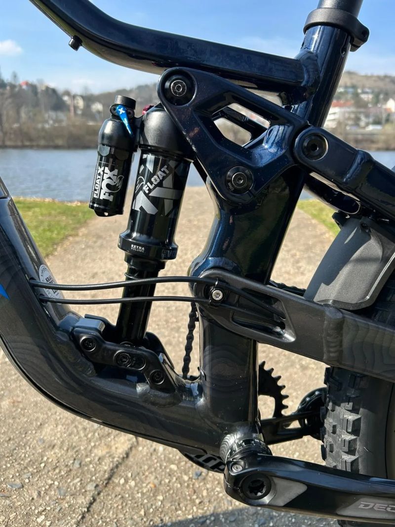 Trek Slash 8 Gen 6 (2024) High Pivot