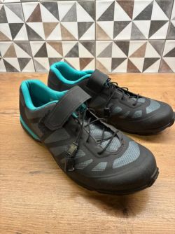  Cyklistické tretry Shimano SH-MT502 vel. 41