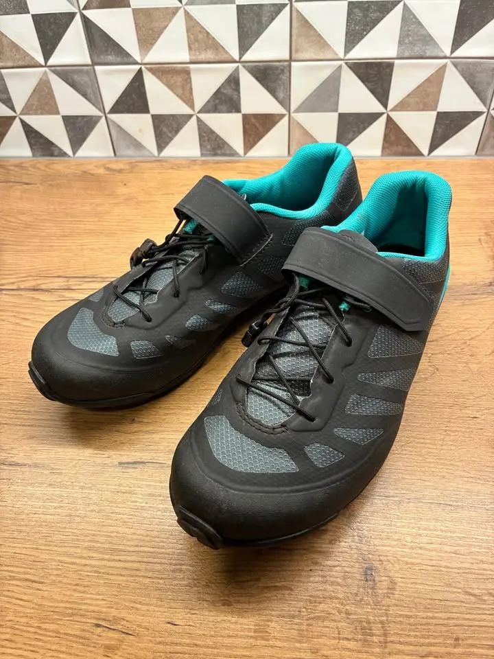  Cyklistické tretry Shimano SH-MT502 vel. 41