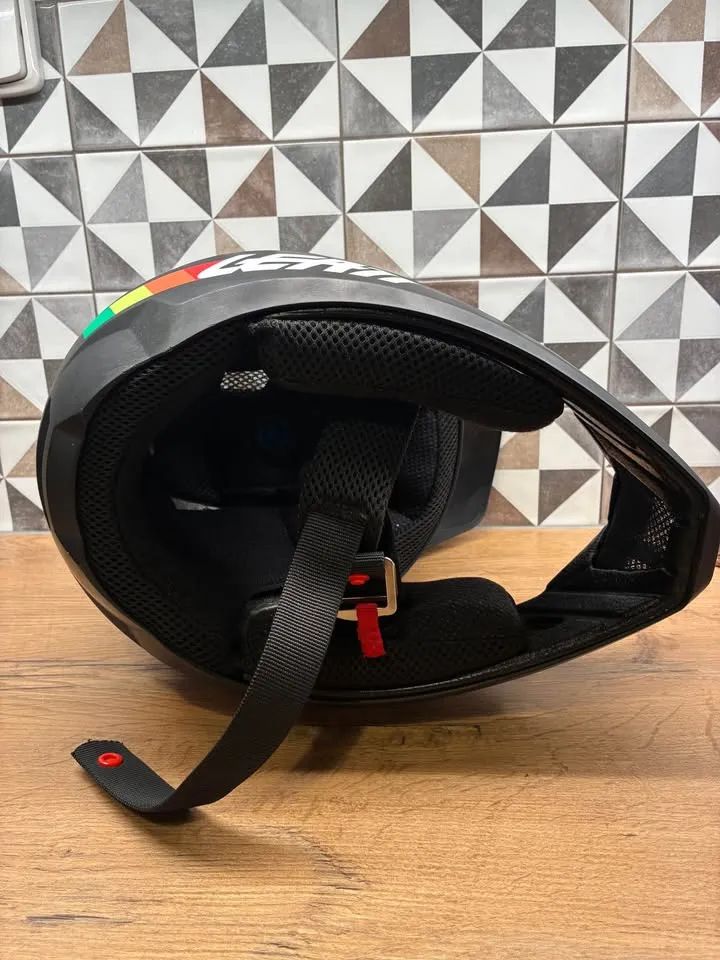 Integrální MTB helma Leatt Gravity 1.0 Velikost S (55-56 cm)