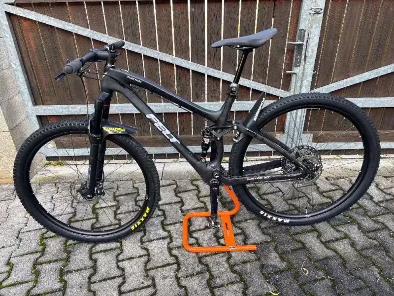 Felt Edict Carbon 29