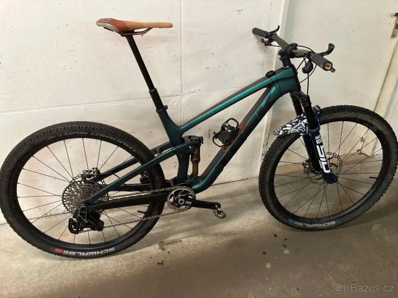 jen200km karbonový rám Trek Top Fuel 9.9, vč. tlumiče a náhradní kar. zad. stavby s dalším tlumičem