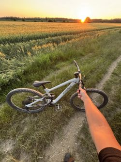 Radon Slide Trail 8.0