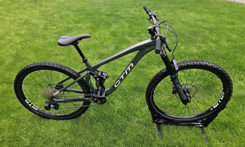 CTM SCROLL Pro NOVÉ ZÁRUKA + nová přilba IXS Trigger AM