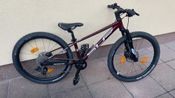 Superior Team 24 Gloss Red