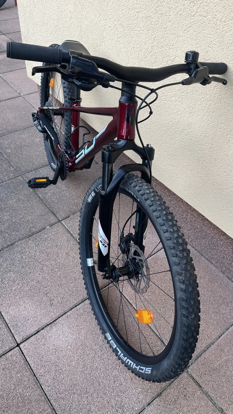 Superior Team 24 Gloss Red