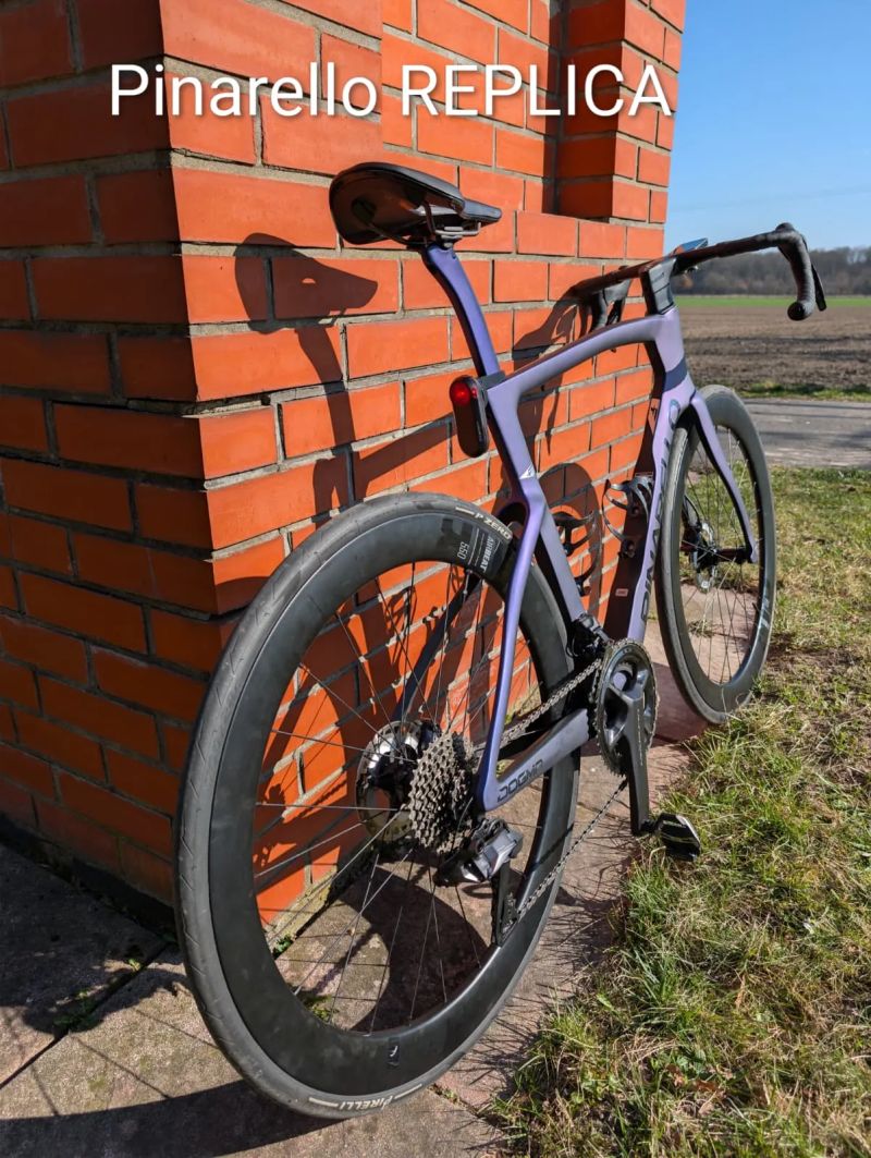 Pinarello Dogma F 2025 Replica