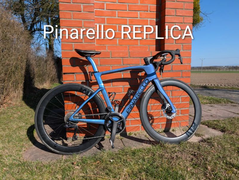 Pinarello Dogma F 2025 Replica