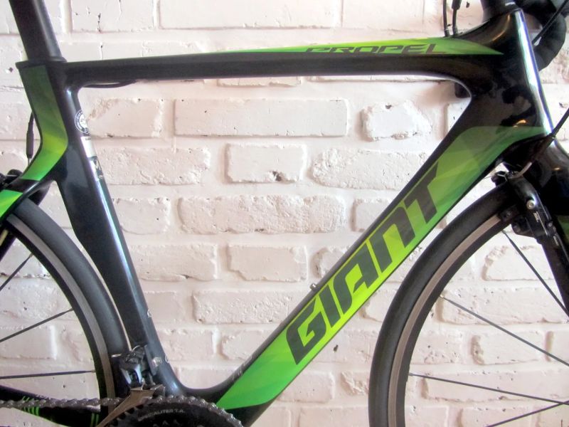 GIANT PROPEL na Shimano ULTEGRA, 56cm. 1ROK ZÁRUKA