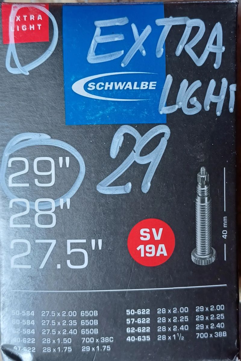 Duše MAXXIS, SCHWALBE, CST 29‘‘ galuskový ventilek (SV)