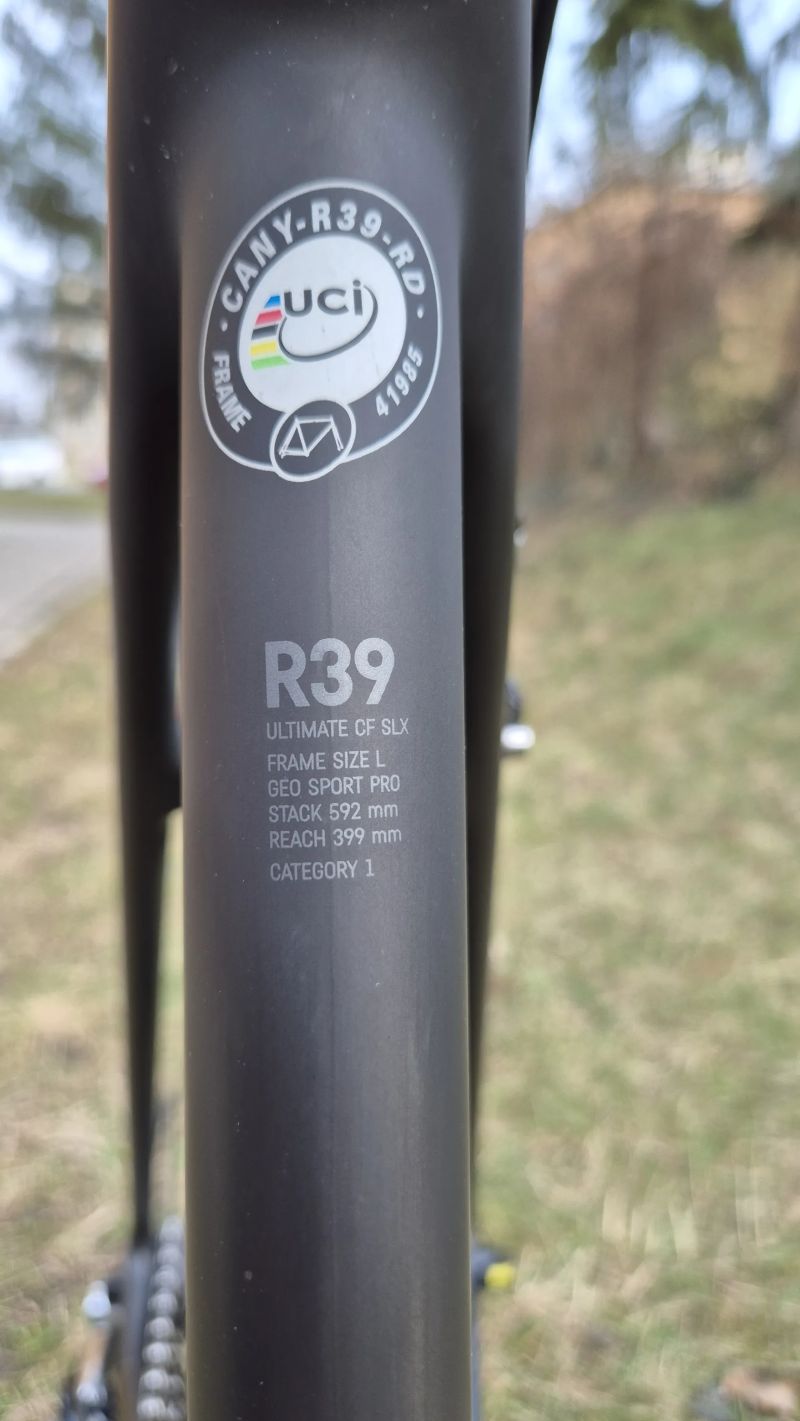 Canyon Ultimate CF SLX DURA-ACE 2x11, vel. L