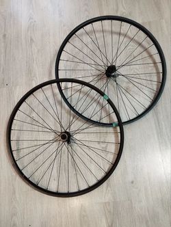 Zapletená kola 29", 32 děr, Shimano HG, Quick release