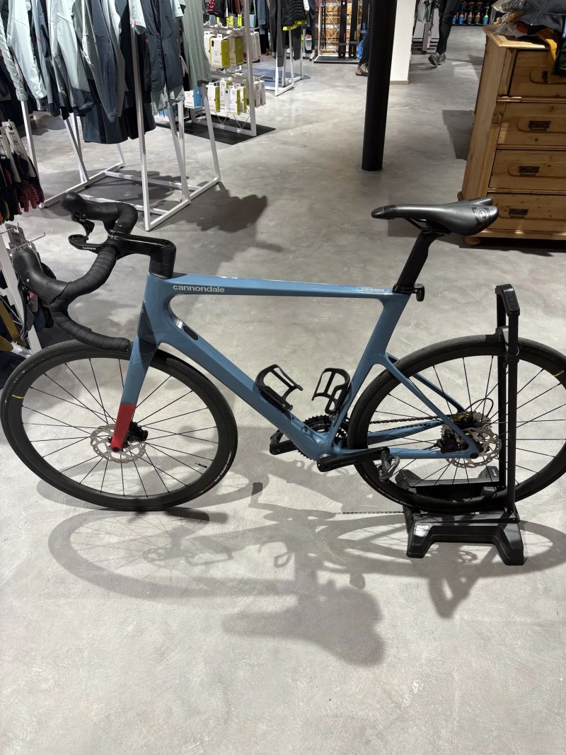 Cannondale SuperSix Evo + Mavic Cosmic Carbon 30mm