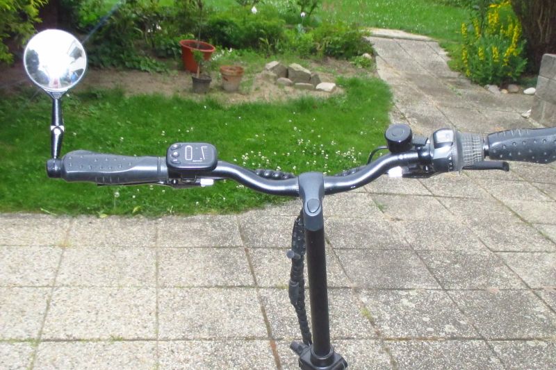 Skládací elektrokolo