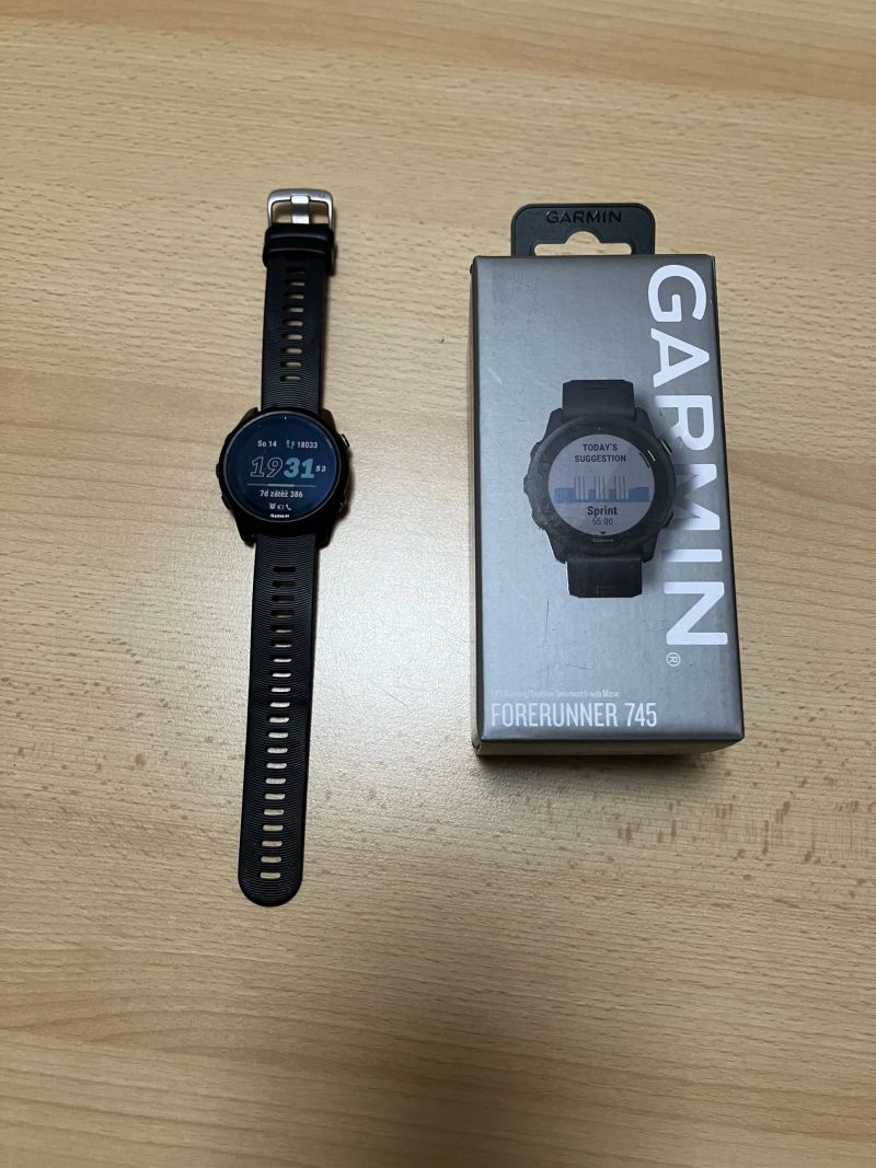 Garmin Forerunner 745