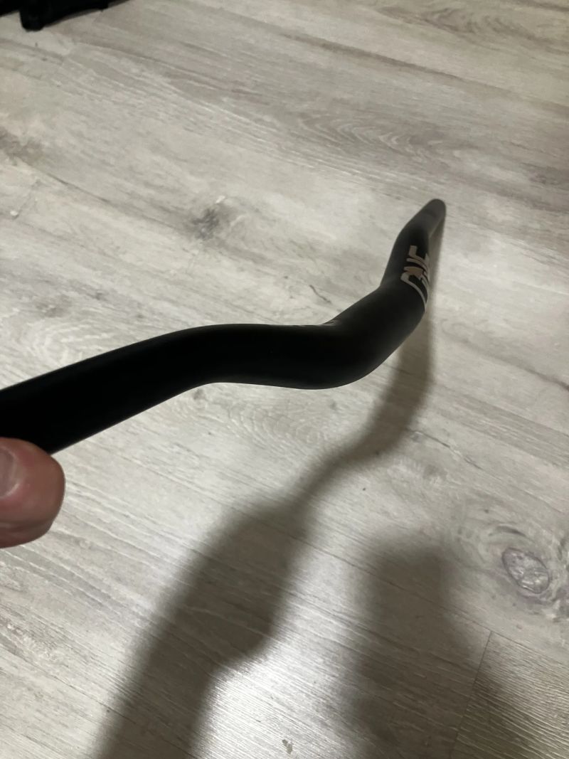 Řídítka OneUp Alloy - 760 mm