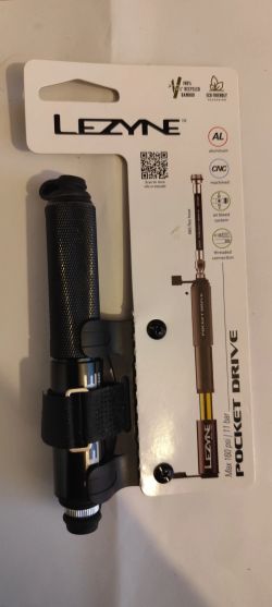 Lezyne hustilka Posket Drive Black/Hi Gloss