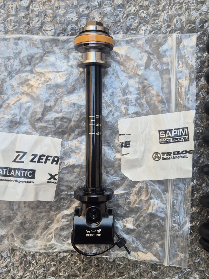Rock Shox 205x65