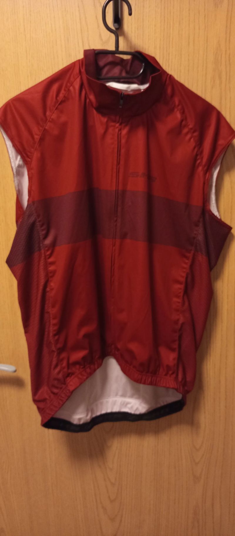 Laren II vesta 3XL od cyklodresy.cz