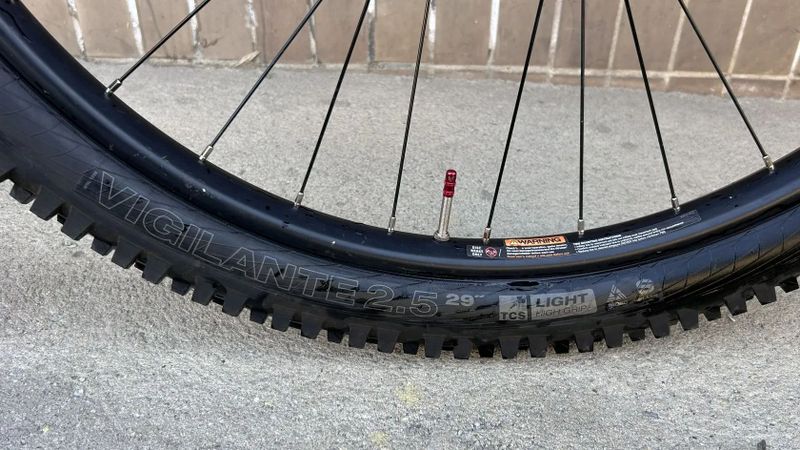 CTM Scroll 2019 XL – výborný stav, málo ježděné