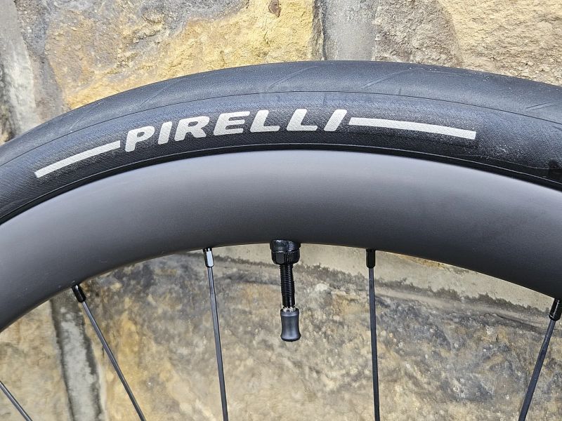 Karbonová kola CSC 40mm x 30/23mm (HG/CL)