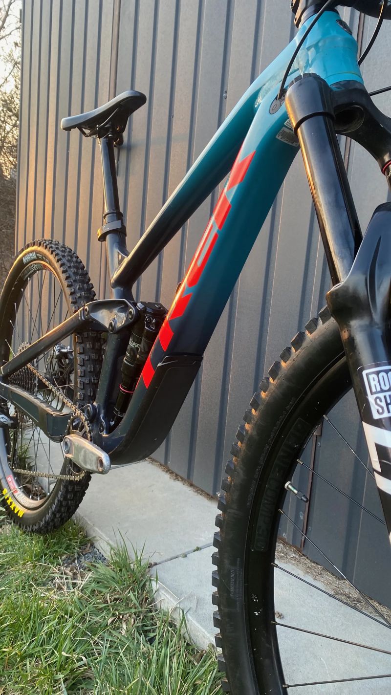 Horské kolo Trek Slash 8