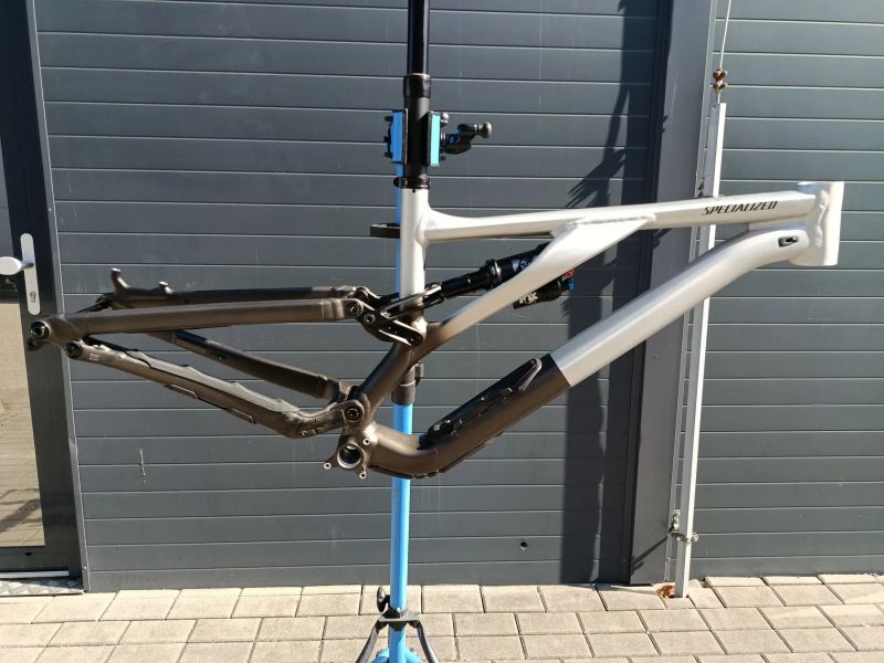 Specialized Stupmjumper EVO Alloy + tlumák