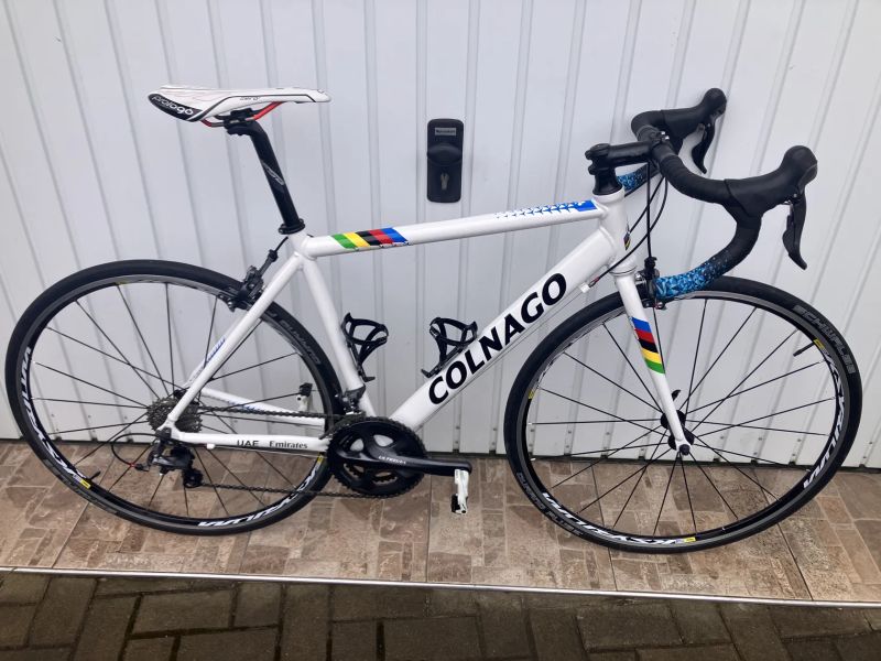 SILNIČNÍ KOLO PRO MENŠÍ POSTAVY PRO JUNIORY