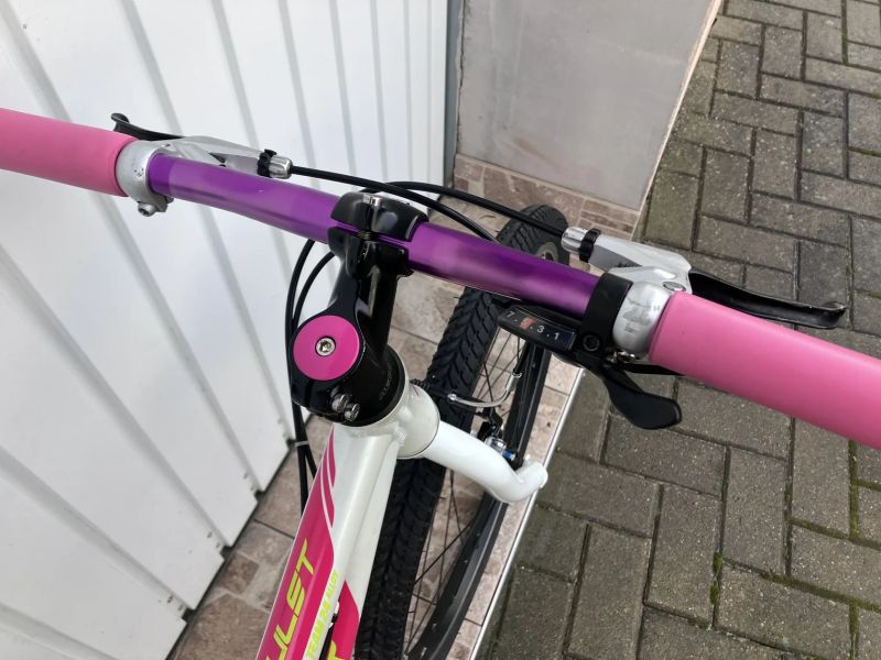 DÍVČÍ AMULET 24 1X7