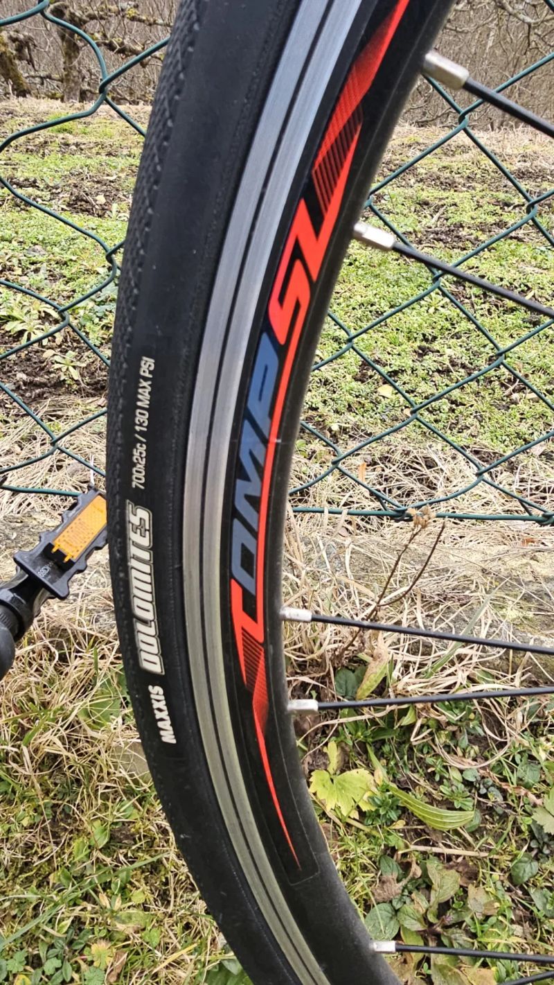 silniční kolo Merida Scultura 400