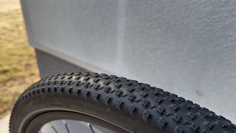 Horské kolo Giant Talon 2 (GE) 27,5” , S