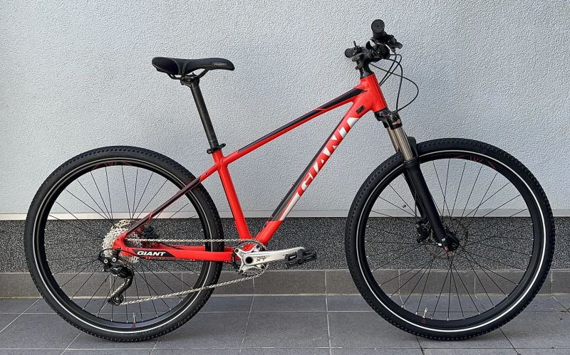 Horské kolo Giant Talon 2 (GE) 27,5” , S