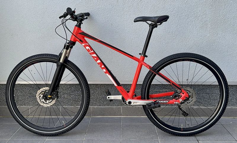 Horské kolo Giant Talon 2 (GE) 27,5” , S