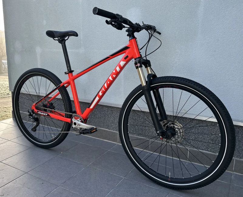 Horské kolo Giant Talon 2 (GE) 27,5” , S