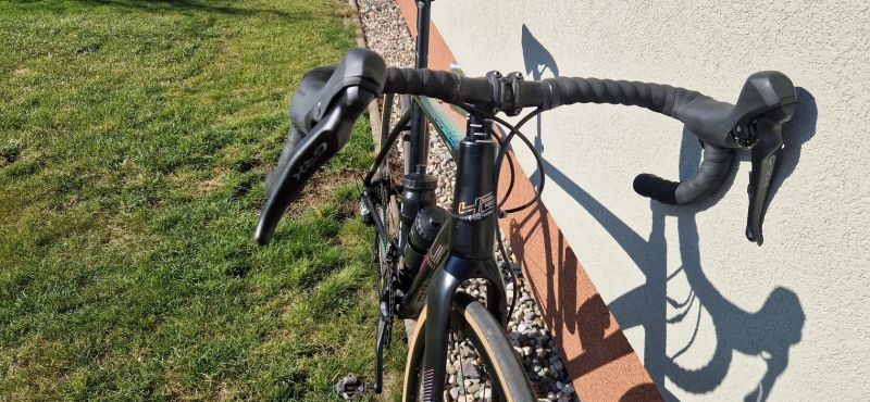 4EVER Gromvel TOP stav + druhá zapletená kola (pro jízdu na silnici)