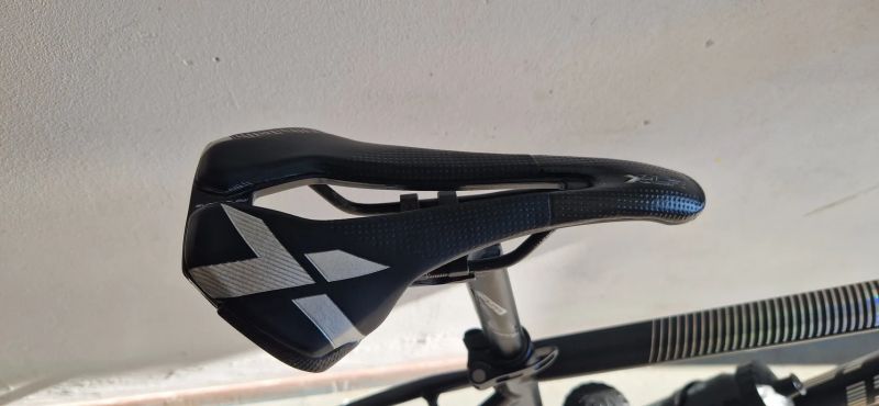 4EVER Gromvel TOP stav + druhá zapletená kola (pro jízdu na silnici)